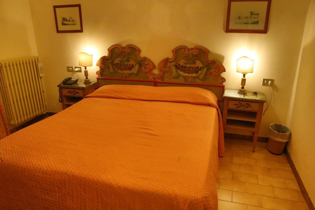 Hotel Le Rondini 4*